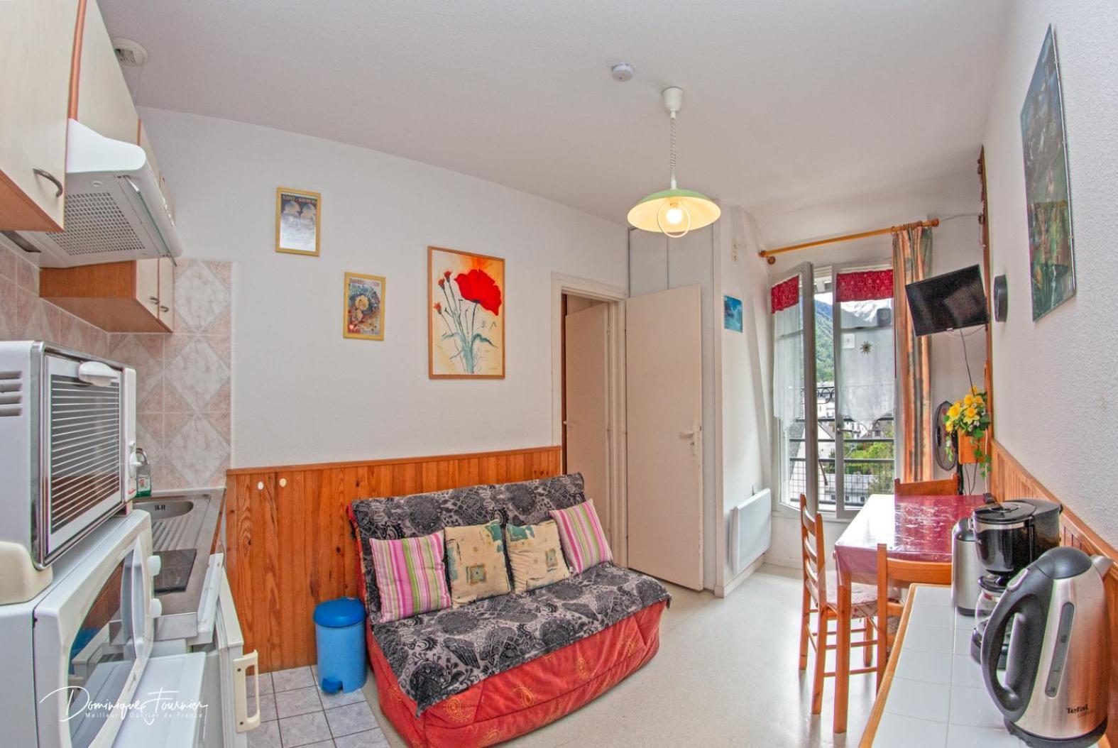 Pyrenees Palace Apartment