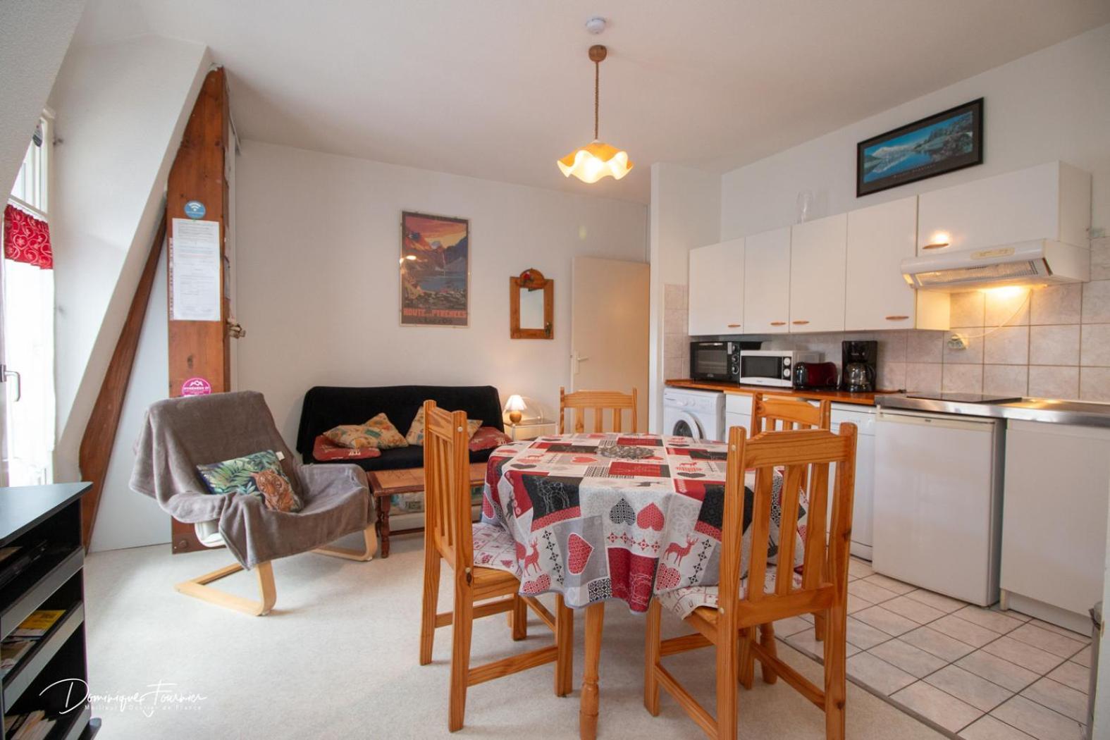 Apartment Pyrenees Palace